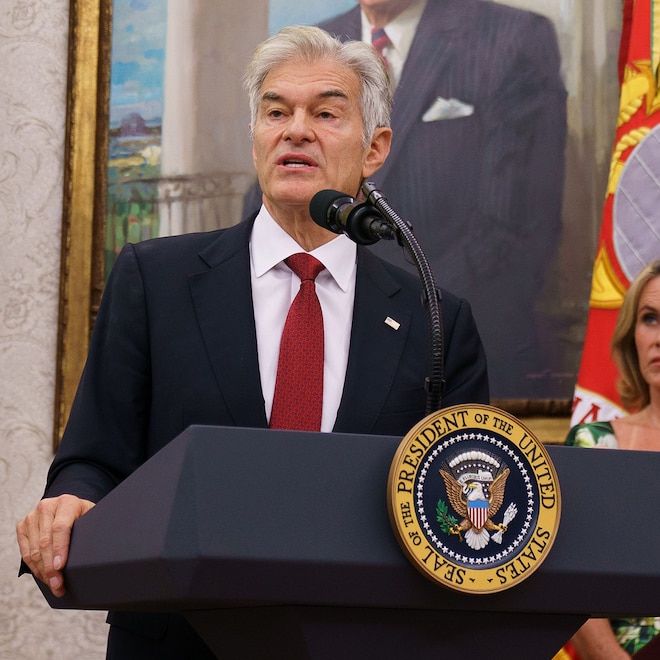 Dr. Oz’s Granddaughter Faints During President Donald Trump’s Speech Dr. Mehmet Oz sworn in as President Donald Trump's administrator of the Centers for Medicare and Medicaid Services.